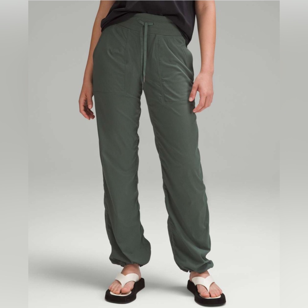 Lululemon Dance Studio Pant, Size 4